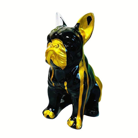 statue bulldog assis