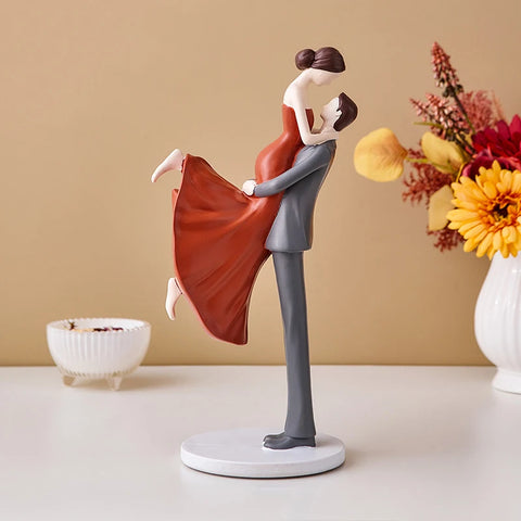 figurine couple