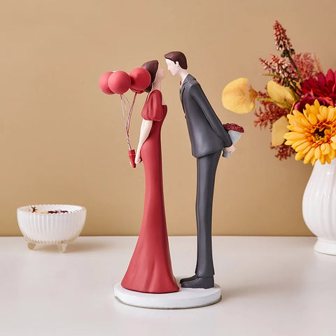 figurine couple