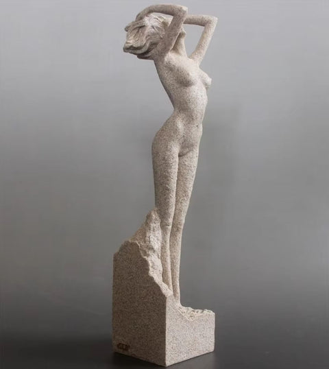 Statue femme nue en grès 32 cm